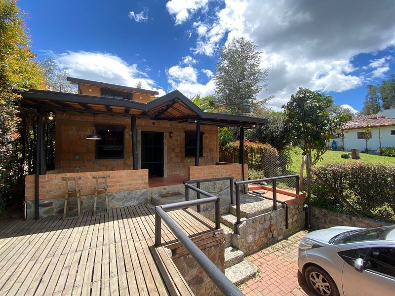 Casa en venta Antioquia El Retiro El Retiro 100 m2 Habitaciones 3 Baños 2 Garajes 3 Precio $490000000