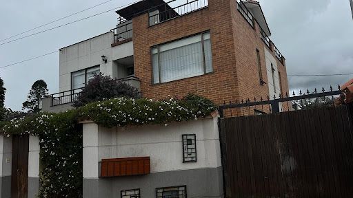 Casa en venta Cundinamarca Chía Br Hacienda Girasoles 250 m2 Habitaciones 4 Baños 4 Garajes 3 Precio $900000000