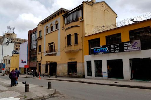 Edificio en venta Cundinamarca Bogotá La Veracruz 1500 m2 Habitaciones 6 Baños 3 Garajes 0 Precio $3200000000