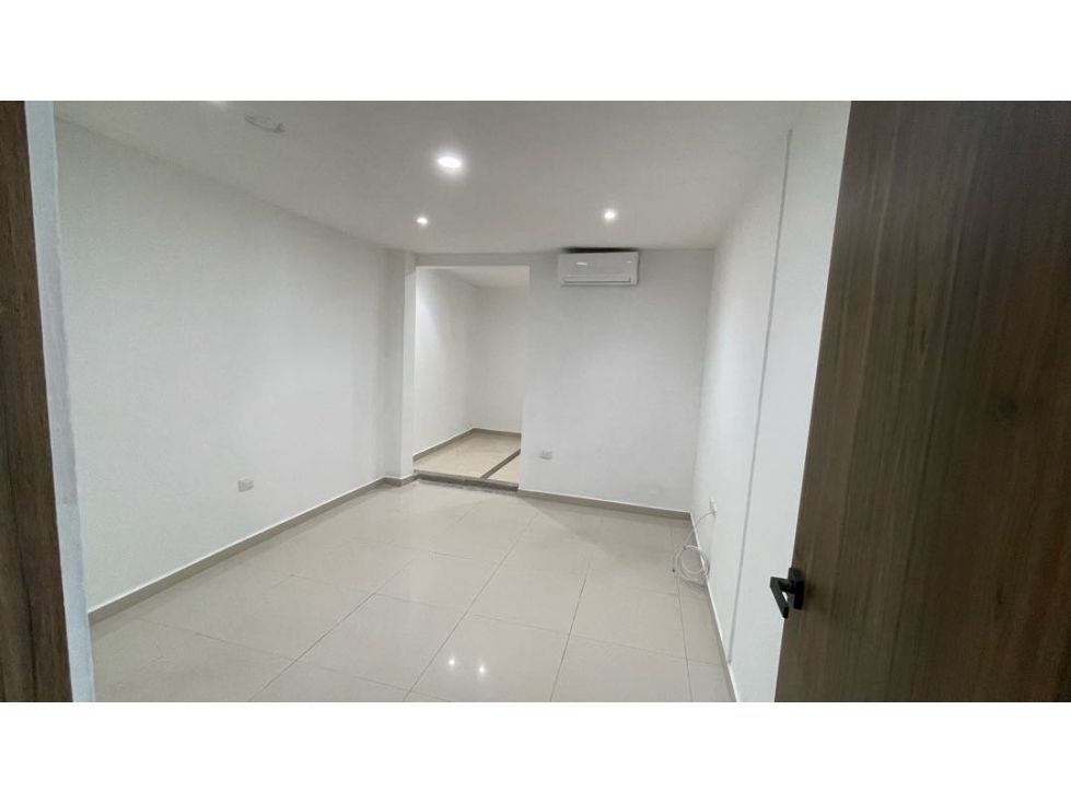 Local en arriendo Atlántico Barranquilla El Poblado 24 m2 Habitaciones 0 Baños 10 Garajes 2 Precio $1850000