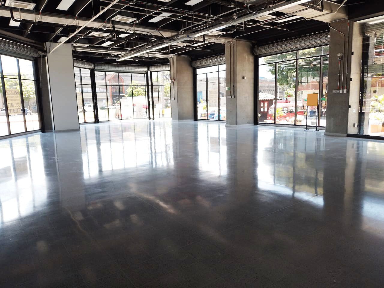 Local en arriendo Antioquia Medellín Noel 300 m2 Habitaciones 0 Baños 6 Garajes 1 Precio $31000000