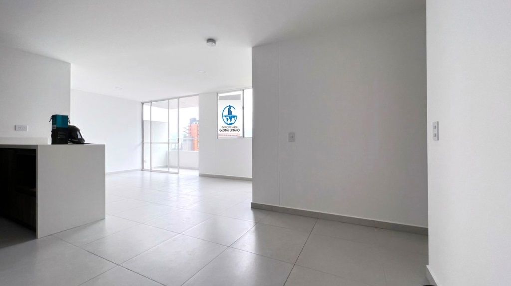 Apartamento en arriendo o venta Antioquia Medellín San Diego 77 m2 Habitaciones 3 Baños 2 Garajes 2 Precio venta $650000000 Precio arriendo $3800000