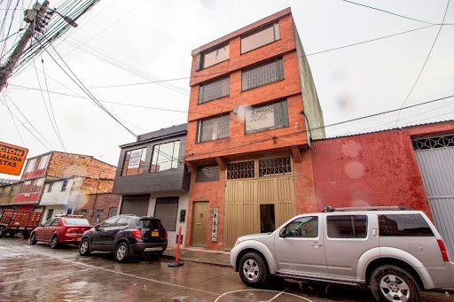 Bodega en venta Cundinamarca Bogotá Los Cerezos 360 m2 Habitaciones 0 Baños 0 Garajes 0 Precio $1150000000