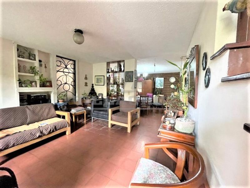 Casa en venta Antioquia Medellín Urbanizacion Valdorroble 160 m2 Habitaciones 5 Baños 2 Garajes 1 Precio $1000000000