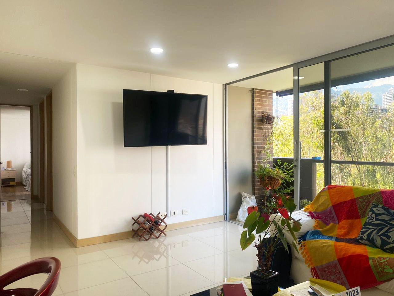 Apartamento en arriendo Antioquia Medellín Santa Maria De Los Angeles 87 m2 Habitaciones 3 Baños 2 Garajes 3 Precio $4800000