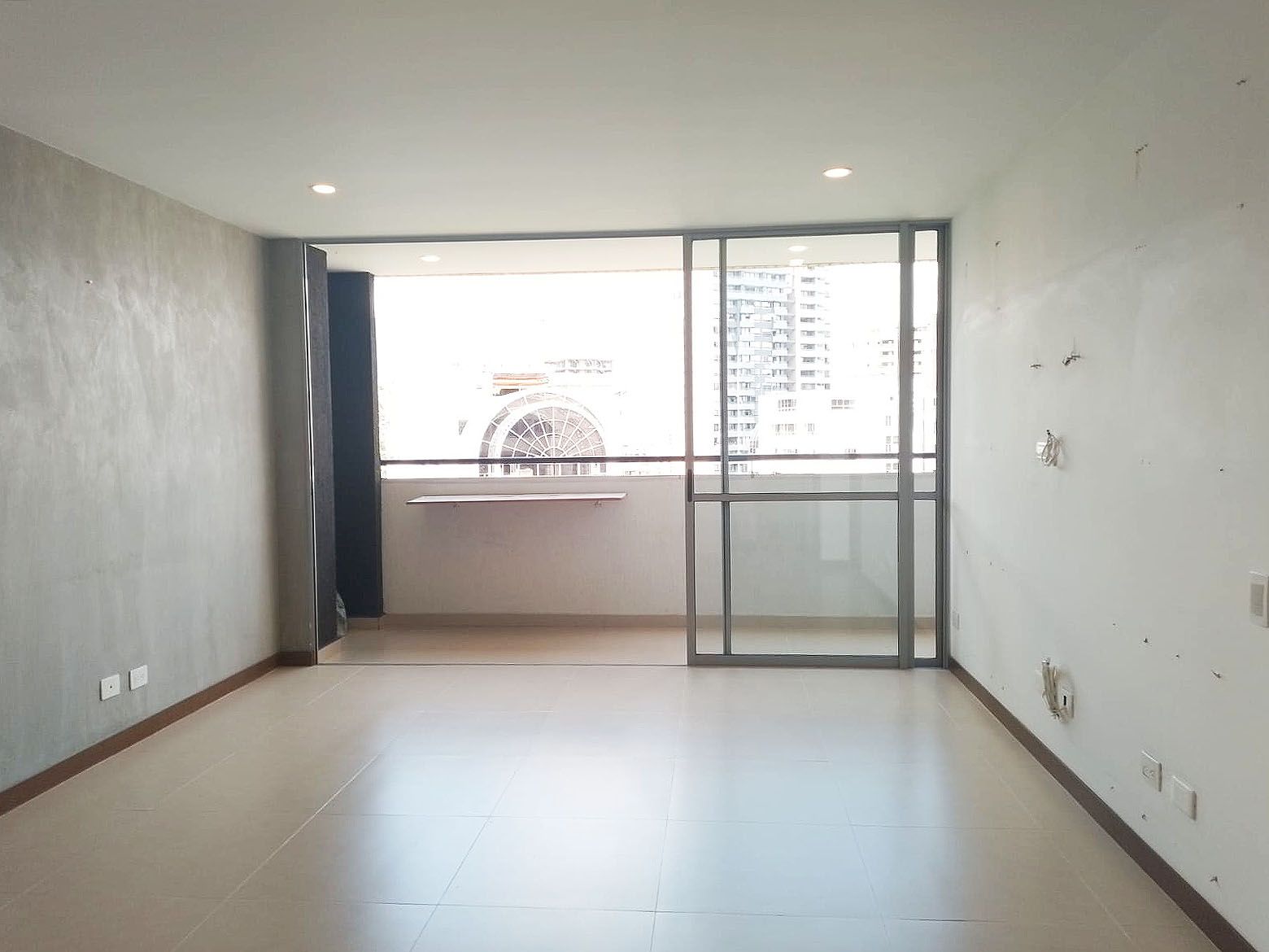 Apartamento en arriendo Antioquia Medellín Los Naranjos 62 m2 Habitaciones 1 Baños 2 Garajes 2 Precio $4000000
