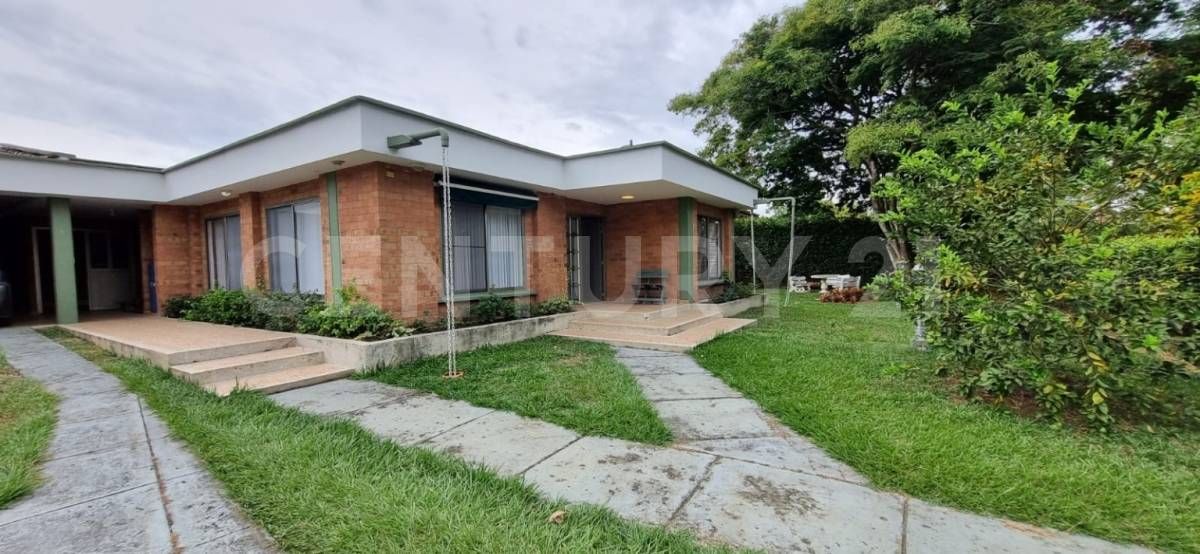 Casa en venta Valle Del Cauca Jamundí Cn Valle Verde 450 m2 Habitaciones 4 Baños 4 Garajes 12 Precio $1600000000