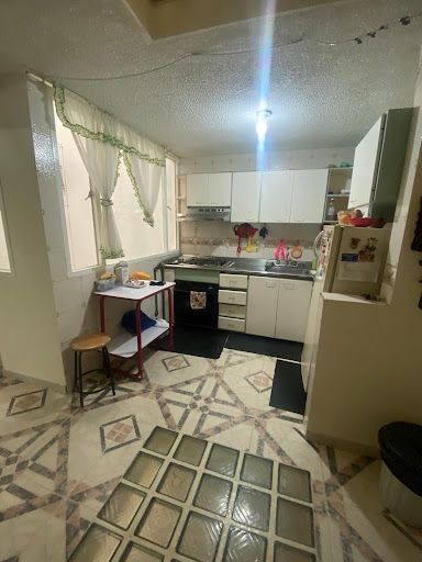 Casa en venta Cundinamarca Bogotá Playas De Jaboque 216 m2 Habitaciones 8 Baños 4 Garajes 0 Precio $550000000