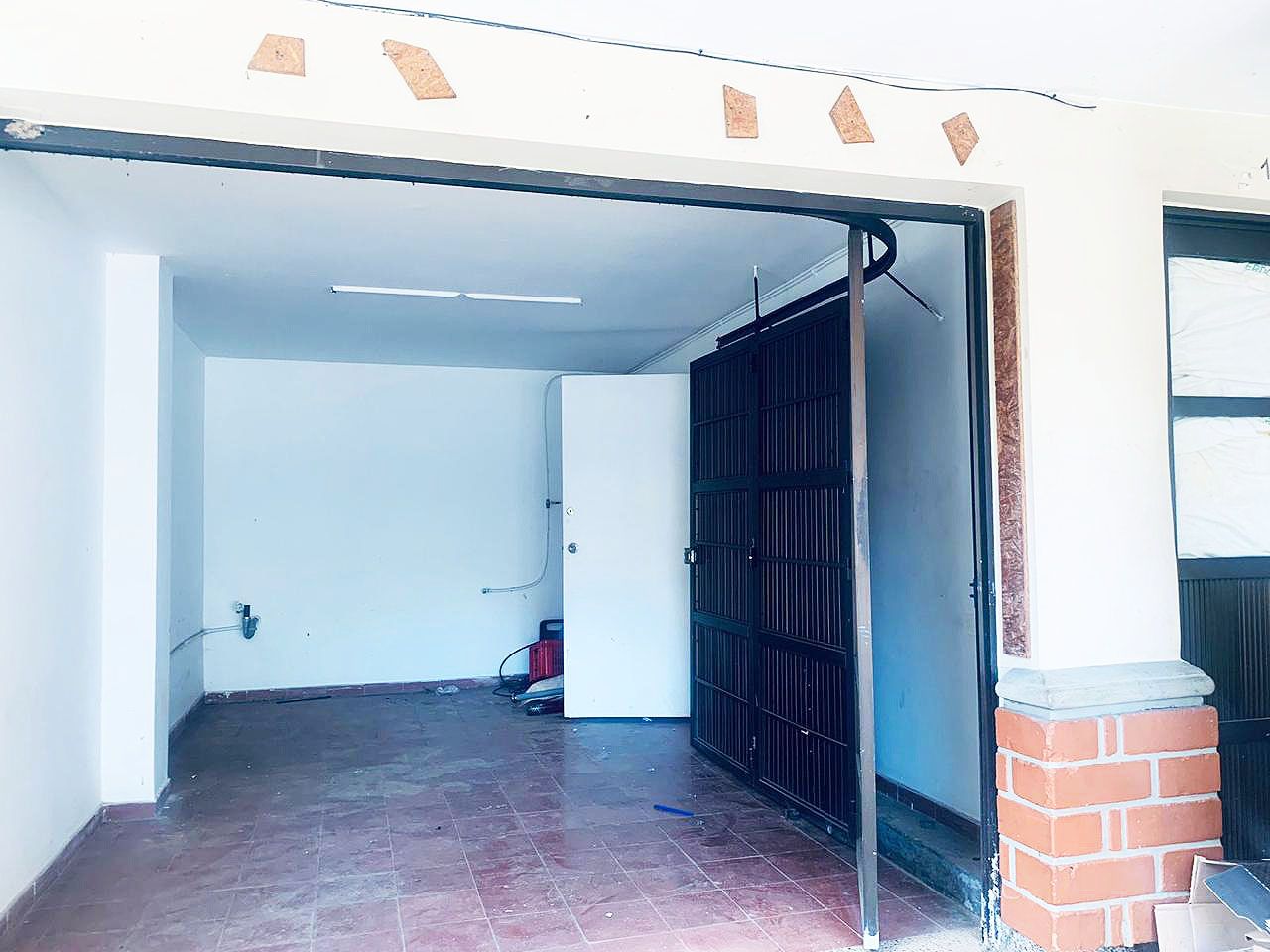 Oficina en arriendo Antioquia Medellín Simesa 122 m2 Habitaciones 0 Baños 2 Garajes 1 Precio $8400000