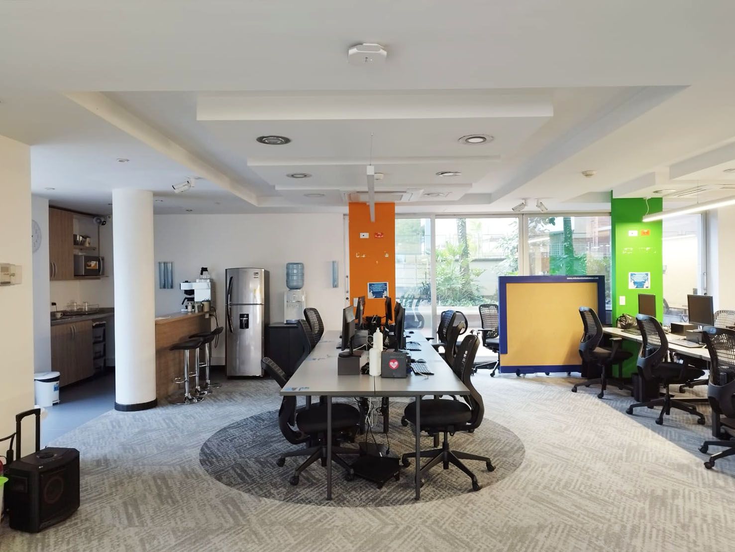 Oficina en arriendo Antioquia Medellín La Aguacatala 248 m2 Habitaciones 0 Baños 2 Garajes 5 Precio $20500000