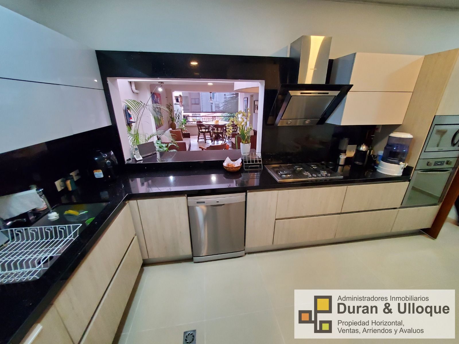 Apartamento en venta Santander Bucaramanga Cabecera Del Llano 225 m2 Habitaciones 5 Baños 8 Garajes 3 Precio $1250000000