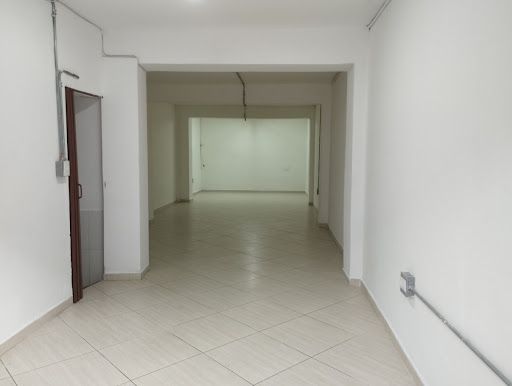 Local en arriendo Antioquia Medellín Castilla 110 m2 Habitaciones 0 Baños 0 Garajes 1 Precio $3100000