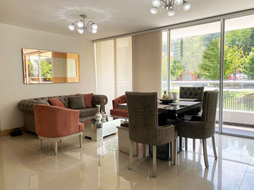 Apartamento en arriendo Antioquia Envigado La Inmaculada 72 m2 Habitaciones 3 Baños 2 Garajes 3 Precio $4500000
