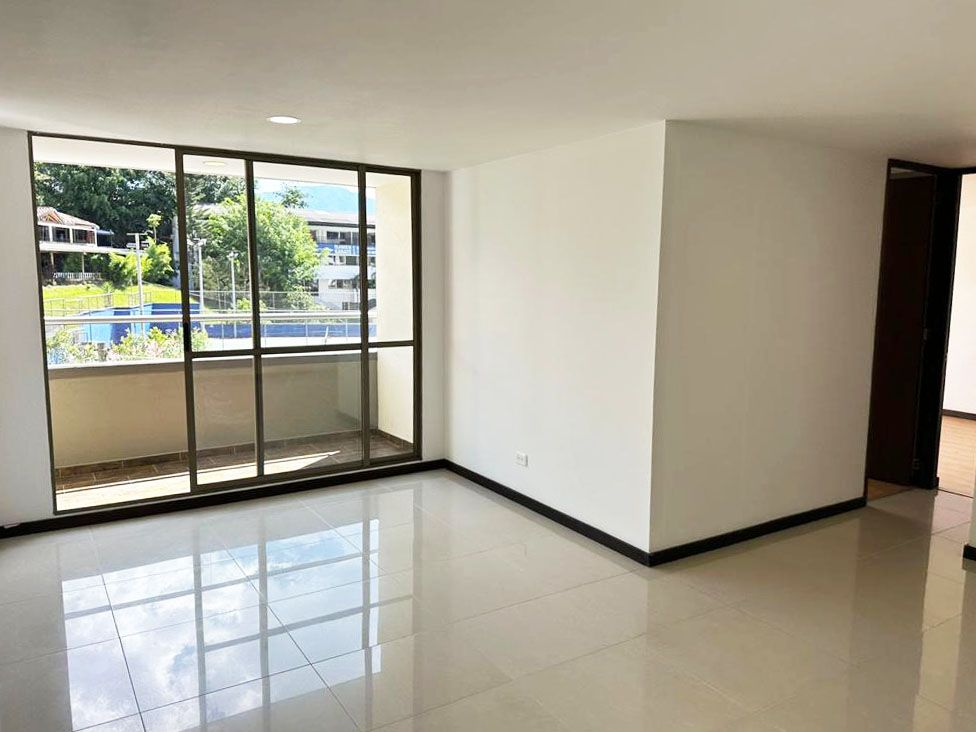 Apartamento en arriendo Antioquia Envigado Mirador Del Esmeraldal 72 m2 Habitaciones 2 Baños 4 Garajes 2 Precio $3550000