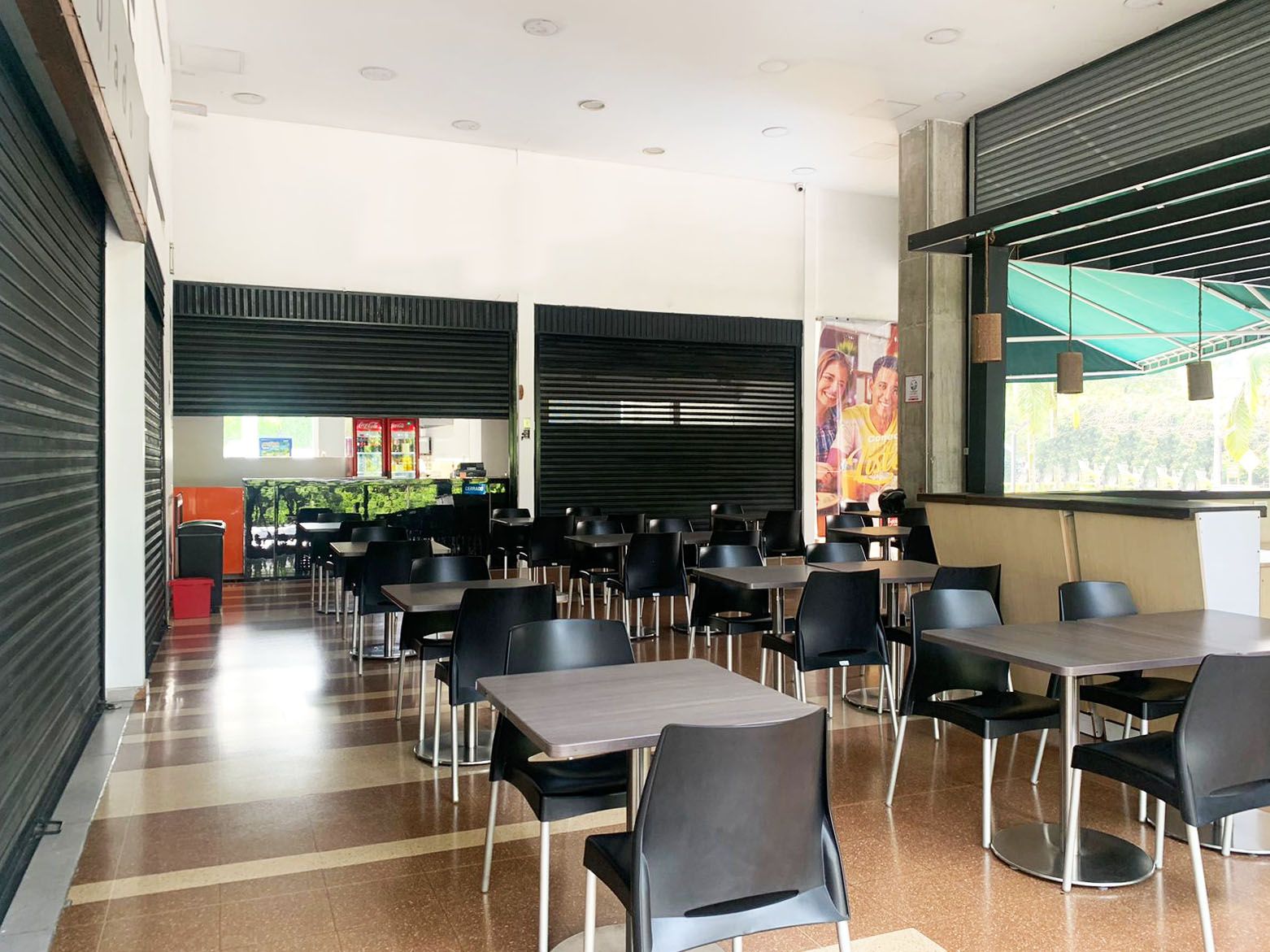 Local en arriendo Antioquia Medellín Villanueva 235 m2 Habitaciones 0 Baños 2 Garajes 1 Precio $23000000