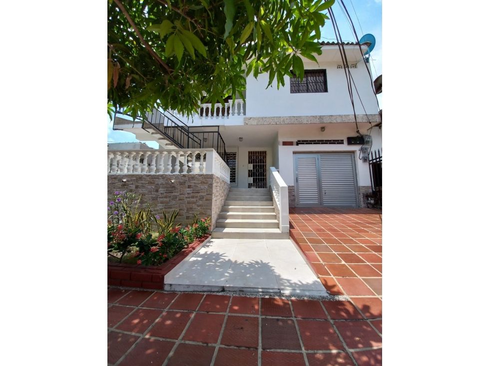Casa en venta Atlántico Barranquilla Las Delicias 310 m2 Habitaciones 5 Baños 4 Garajes 1 Precio $635000000