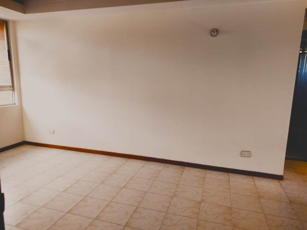 Apartamento en arriendo Antioquia Envigado San José 64 m2 Habitaciones 3 Baños 2 Garajes 2 Precio $2300000
