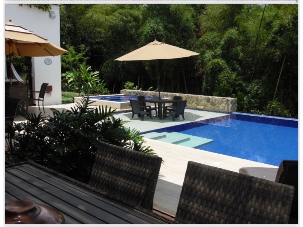 Casa Campestre en venta Caldas Risaralda Risaralda 456 m2 Habitaciones 4 Baños 8 Garajes 6 Precio $2600000000