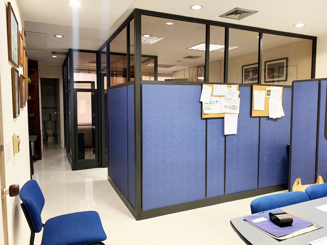 Oficina en arriendo Antioquia Medellín Patio Bonito 40 m2 Habitaciones 0 Baños 0 Garajes 2 Precio $3550000