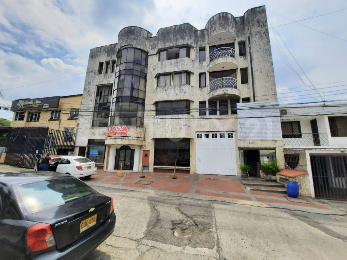 Oficina en arriendo Valle Del Cauca Cali San Fernando Nuevo 59 m2 Habitaciones 0 Baños 1 Garajes 0 Precio $2300000