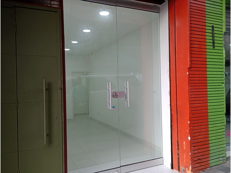 Local en arriendo Quindío Armenia Sector Centro 19 m2 Habitaciones 0 Baños 0 Garajes 1 Precio $3000000