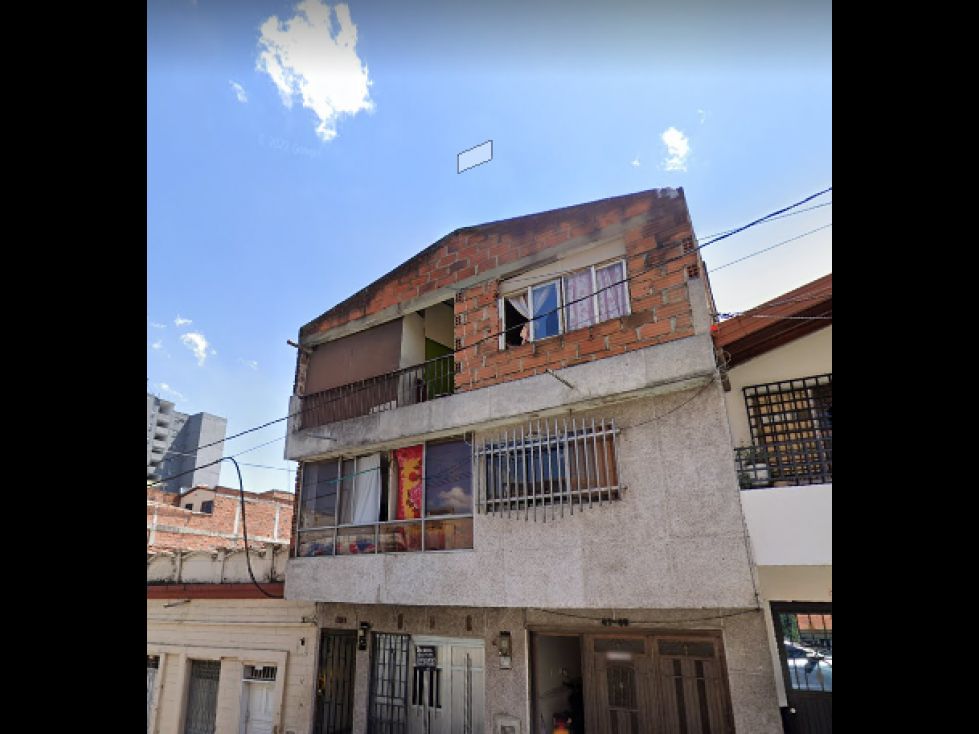 Casa en venta Antioquia Medellín Los Angeles 250 m2 Habitaciones 5 Baños 6 Garajes 2 Precio $550000000