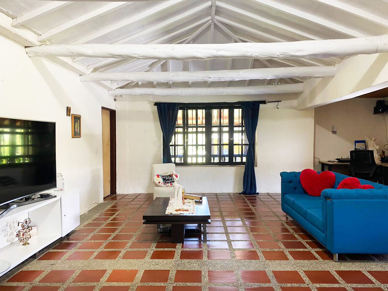 Casa en arriendo Antioquia Guarne Guarne 300 m2 Habitaciones 4 Baños 2 Garajes 10 Precio $8500000