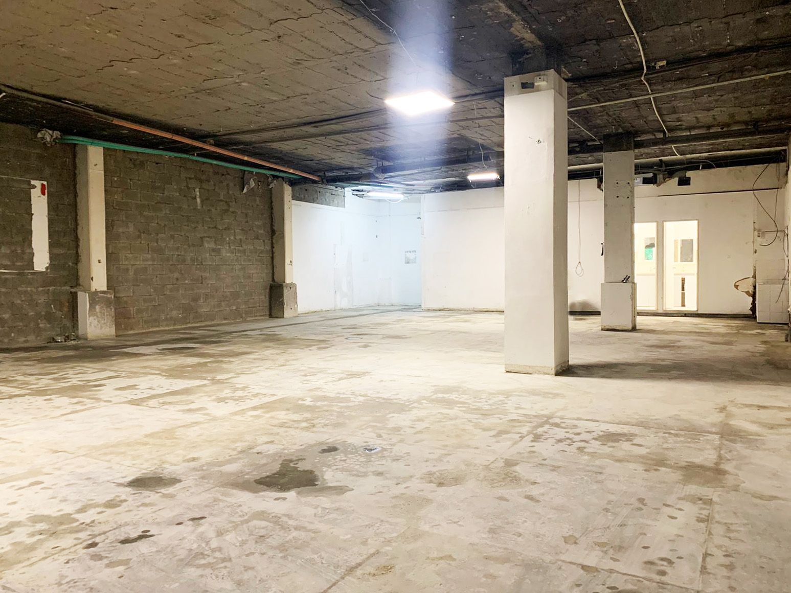 Local en arriendo Antioquia Medellín La Florida 253 m2 Habitaciones 0 Baños 6 Garajes 1 Precio $39200000