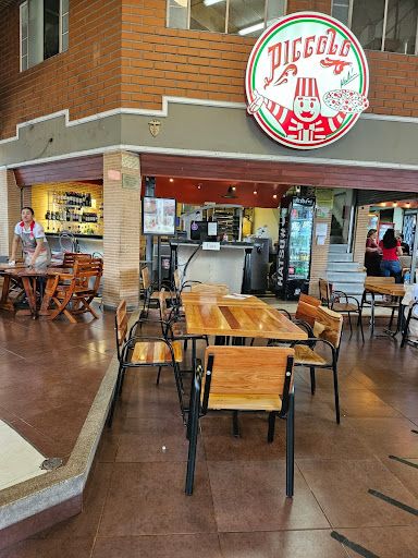 Local en venta Risaralda Pereira Cambulos 92 m2 Habitaciones 0 Baños 0 Garajes 1 Precio $800000000