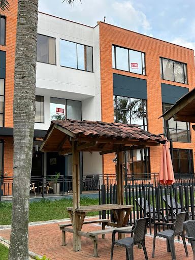 Casa en venta Risaralda Pereira San Jose 186 m2 Habitaciones 3 Baños 4 Garajes 2 Precio $650000000