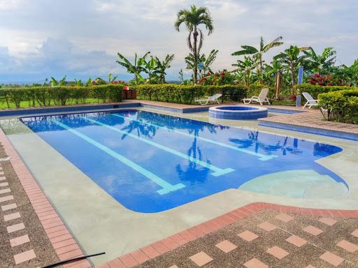 Finca en venta Risaralda Pereira San Jose 90 m2 Habitaciones 3 Baños 2 Garajes 3 Precio $1550000000