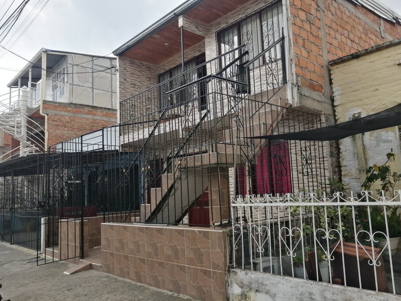 Casa en venta Valle Del Cauca Cali Puerto Mallarino 300 m2 Habitaciones 0 Baños 4 Garajes 1 Precio $278000000