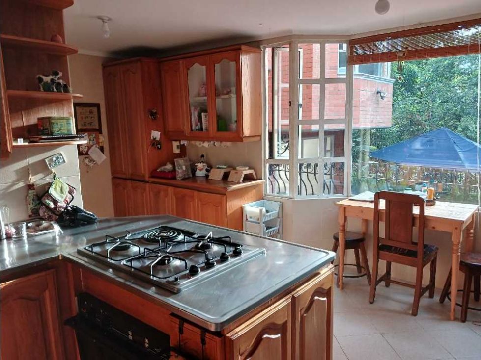 Casa en venta Antioquia Medellín Las Lomas No2 300 m2 Habitaciones 4 Baños 6 Garajes 5 Precio $3000000000