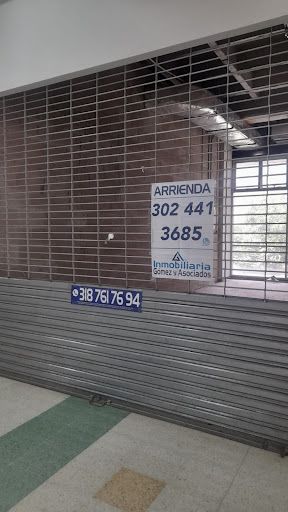 Local en arriendo Antioquia Itagüí Centro 30 m2 Habitaciones 0 Baños 10 Garajes 1 Precio $2800000