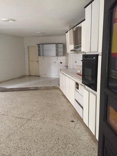 Casa en arriendo o venta Atlántico Barranquilla Altamira 382 m2 Habitaciones 3 Baños 4 Garajes 3 Precio venta $1100000000 Precio arriendo $7000000