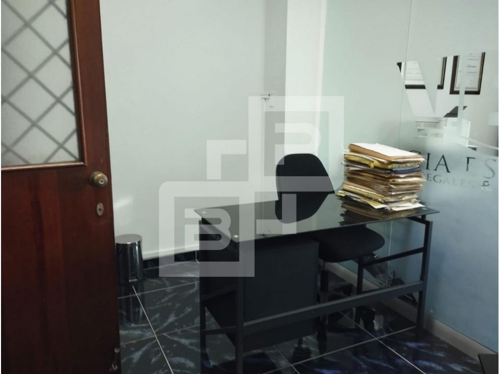 Oficina en venta Antioquia Medellín La Candelaria 24 m2 Habitaciones 0 Baños 10 Garajes 1 Precio $120000000