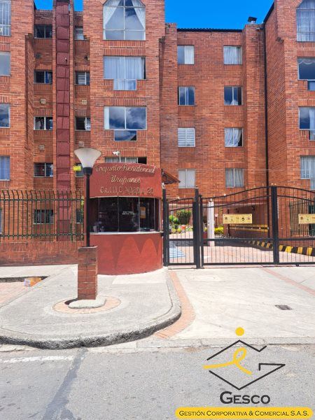 Apartamento en venta Cundinamarca Bogotá Cr Los Gualandayes 51 m2 Habitaciones 3 Baños 1 Garajes 1 Precio $280000000