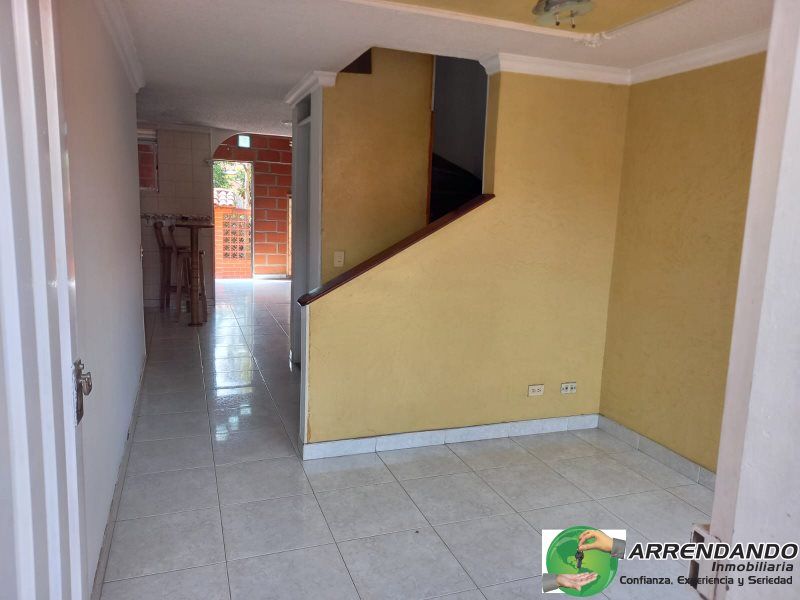 Casa en venta Antioquia Itagüí Ditaires 140 m2 Habitaciones 4 Baños 4 Garajes 3 Precio $550000000