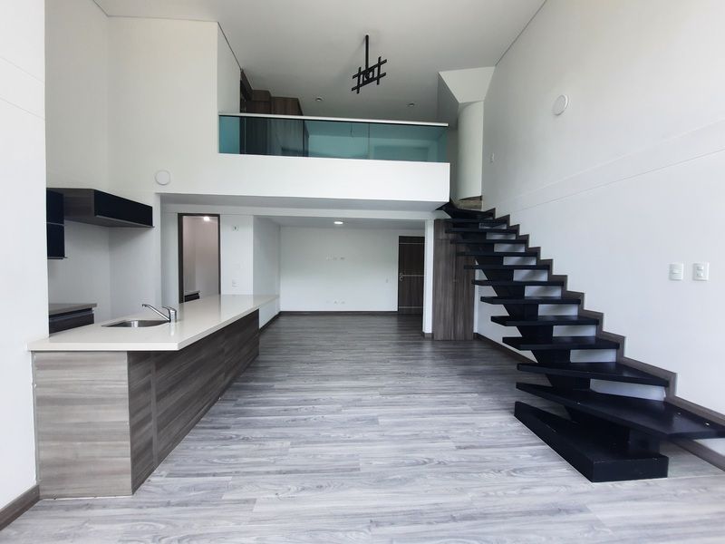 Apartaestudio en arriendo Antioquia Sabaneta Betania 80 m2 Habitaciones 1 Baños 2 Garajes 2 Precio $2500000