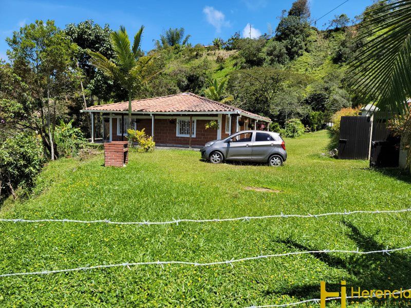 Finca en venta Antioquia Guatape Guatape 3000 m2 Habitaciones 3 Baños 1 Garajes 0 Precio $350000000