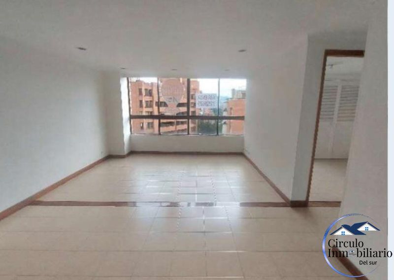 Apartamento en arriendo Antioquia Medellín Villanueva 72 m2 Habitaciones 2 Baños 2 Garajes 3 Precio $3200000