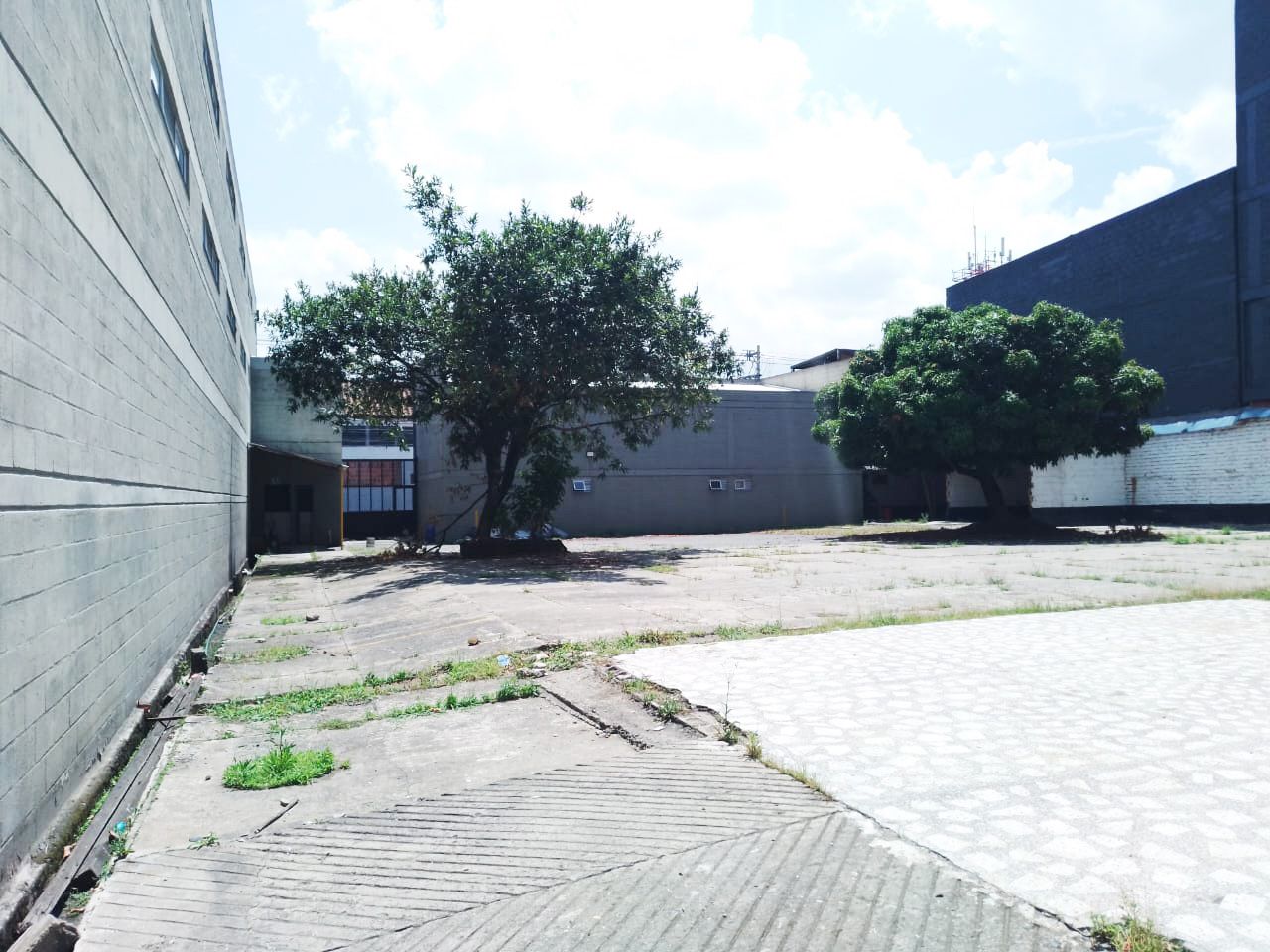 Lote en arriendo Antioquia Itagüí Los Naranjos 0 m2 Habitaciones 0 Baños 10 Garajes 1 Precio $16000000