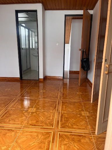 Casa en venta Caldas Manizales Los Sauces 200 m2 Habitaciones 5 Baños 4 Garajes 3 Precio $600000000