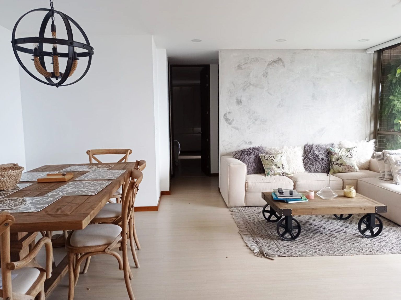 Apartamento en arriendo Antioquia Medellín Asomadera No2 95 m2 Habitaciones 2 Baños 2 Garajes 3 Precio $8000000