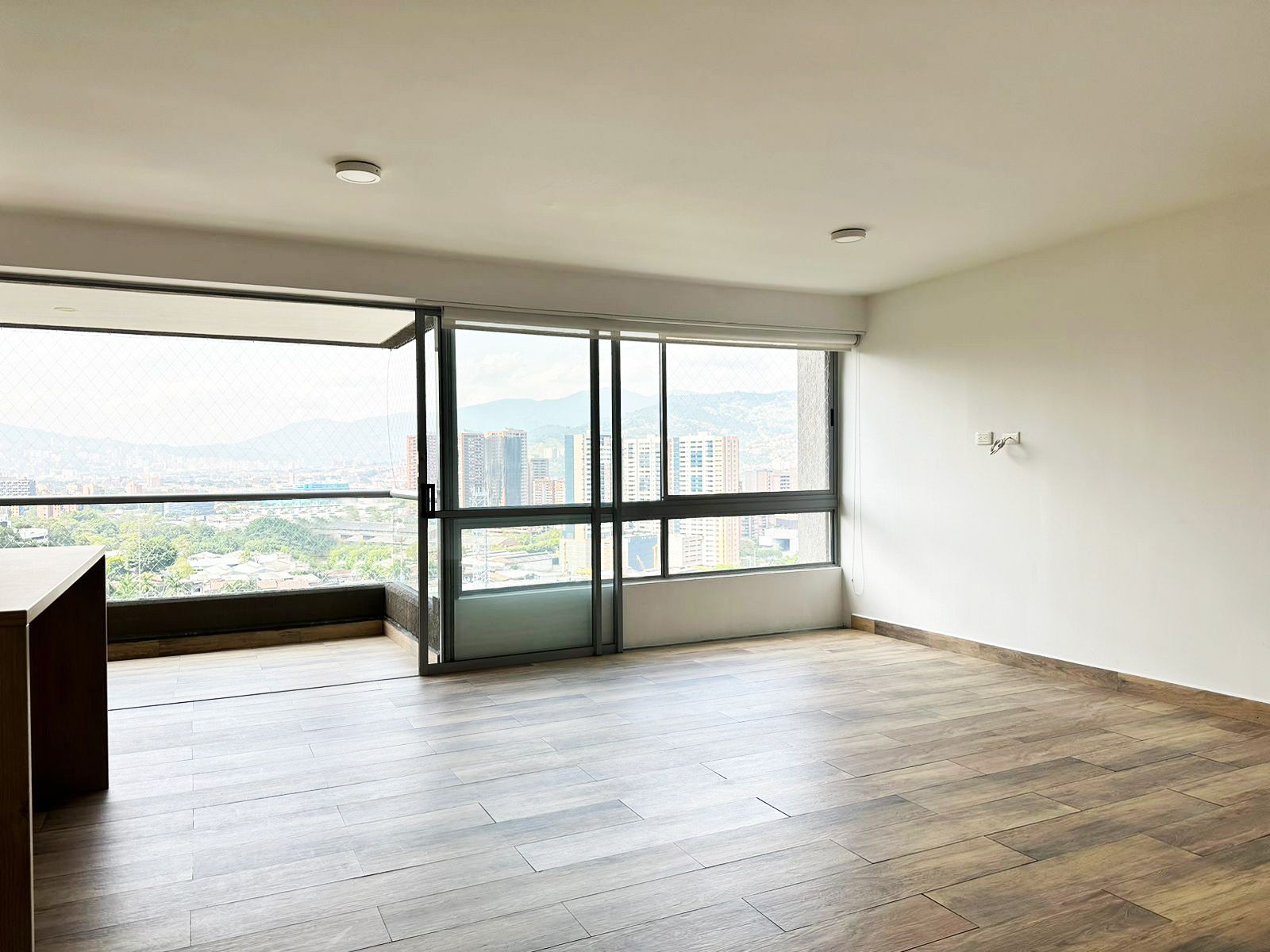 Apartamento en arriendo Antioquia Medellín San Diego 110 m2 Habitaciones 3 Baños 2 Garajes 3 Precio $5200000