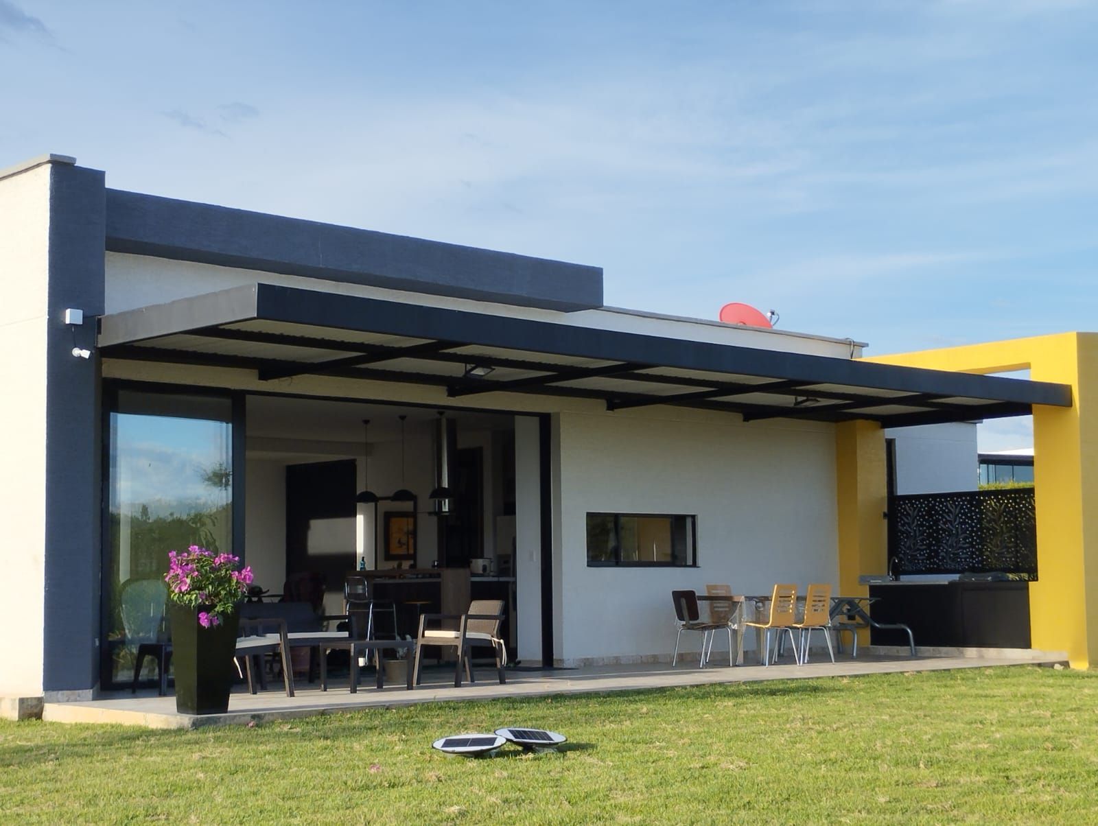 Casa Campestre en venta Risaralda Pereira Pereira 15015 m2 Habitaciones 4 Baños 4 Garajes 4 Precio $1600000000