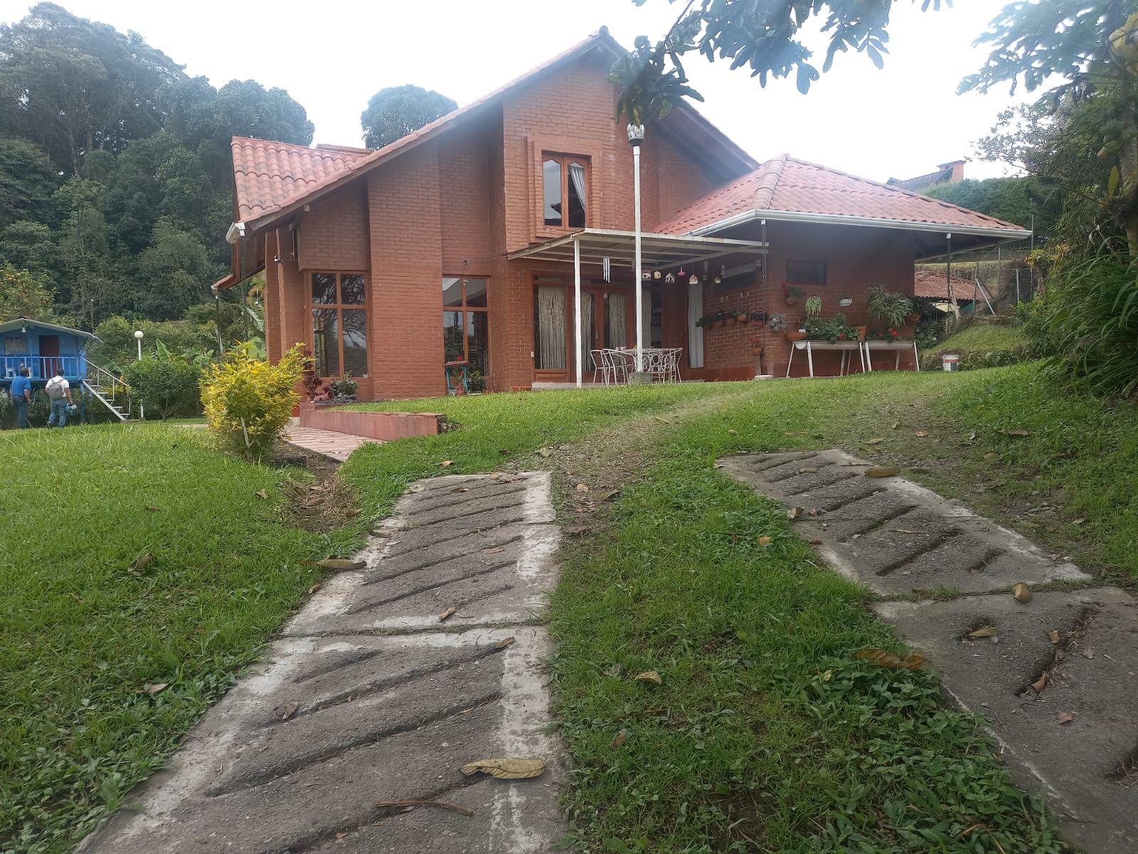 Casa Campestre en venta Quindío Armenia Sector Centro 250 m2 Habitaciones 4 Baños 4 Garajes 5 Precio $1000000000