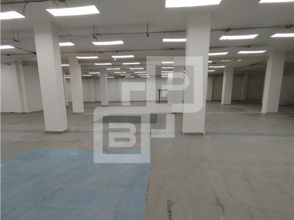 Local en arriendo Antioquia Copacabana Machado 600 m2 Habitaciones 0 Baños 4 Garajes 7 Precio $13500000