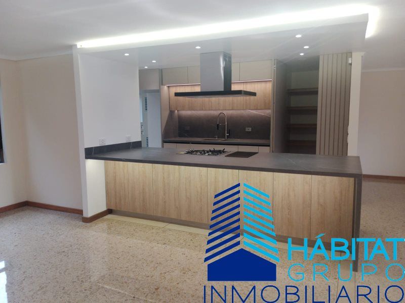 Apartamento en venta Antioquia Medellín La Linde 230 m2 Habitaciones 3 Baños 6 Garajes 1 Precio $1400000000