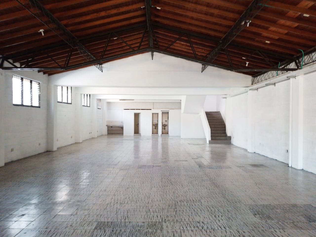 Bodega en arriendo Antioquia Itagüí Santa María No 2 350 m2 Habitaciones 0 Baños 4 Garajes 1 Precio $7500000